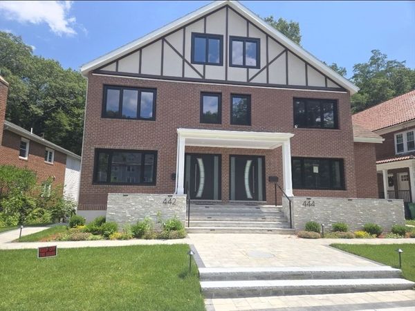 442 Lowell Ave, Unit 442, Newton, MA 02460