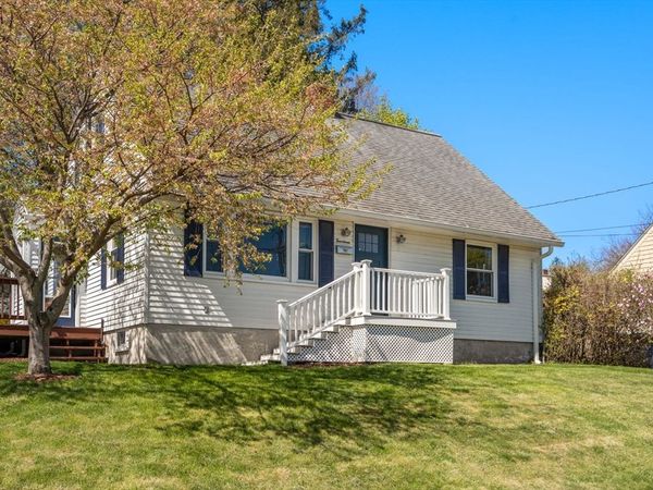 14 Davis Rd, Auburn, MA 01501