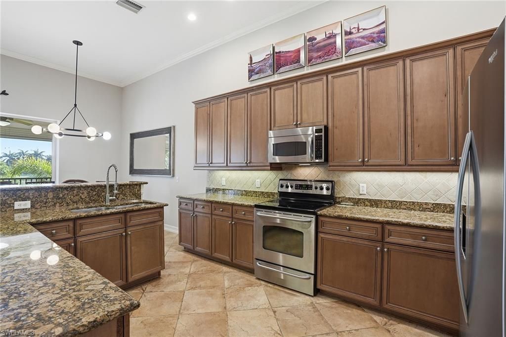 9250 Triana Ter, Unit 203, Fort Myers, FL 33912 Photo