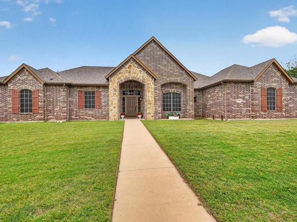 1741 Pine Drive, Midlothian, TX 76065
