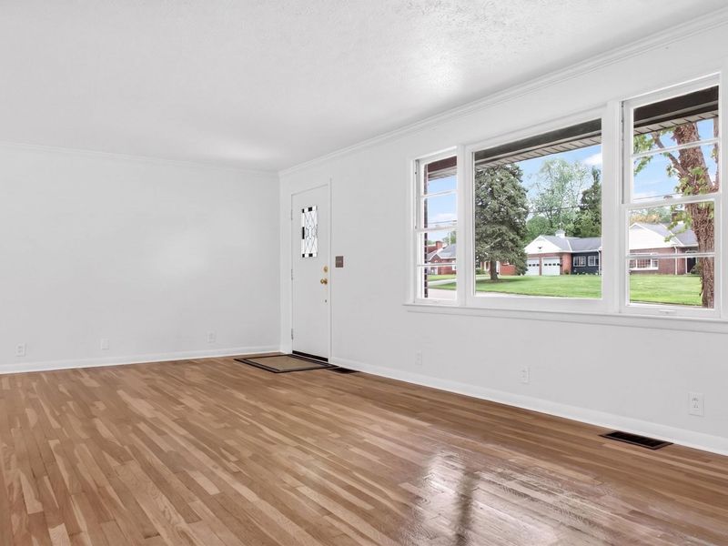 1001 N Park Street, Bellefontaine, OH 43311 Photo 5