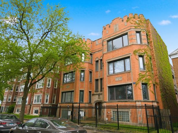 7308 S Ridgeland Street, Unit 3N, Chicago, IL 60649