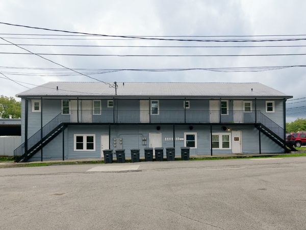 206 Edison St W, Fayetteville, TN 37334