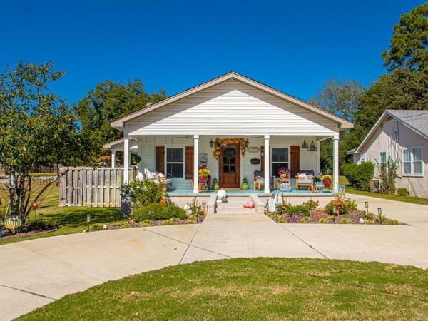 324 W North , Benton, AR 72015