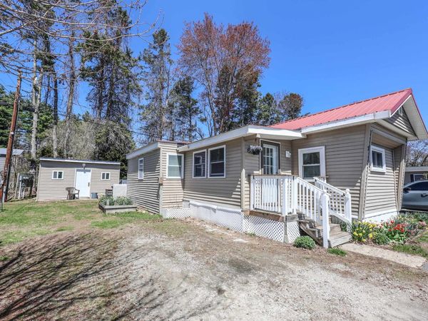 7 Grenier Boulevard, Londonderry, NH 03053