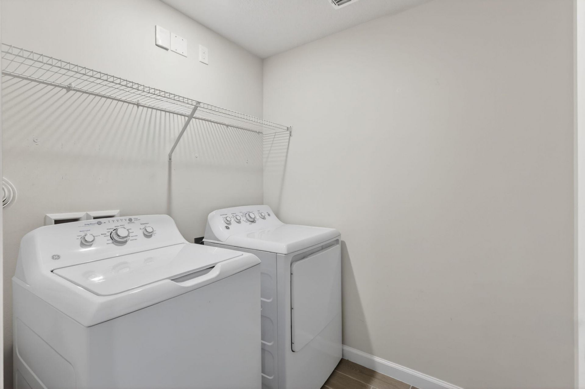 2410 SE Tarvest Way, Stuart, FL 34997 Photo
