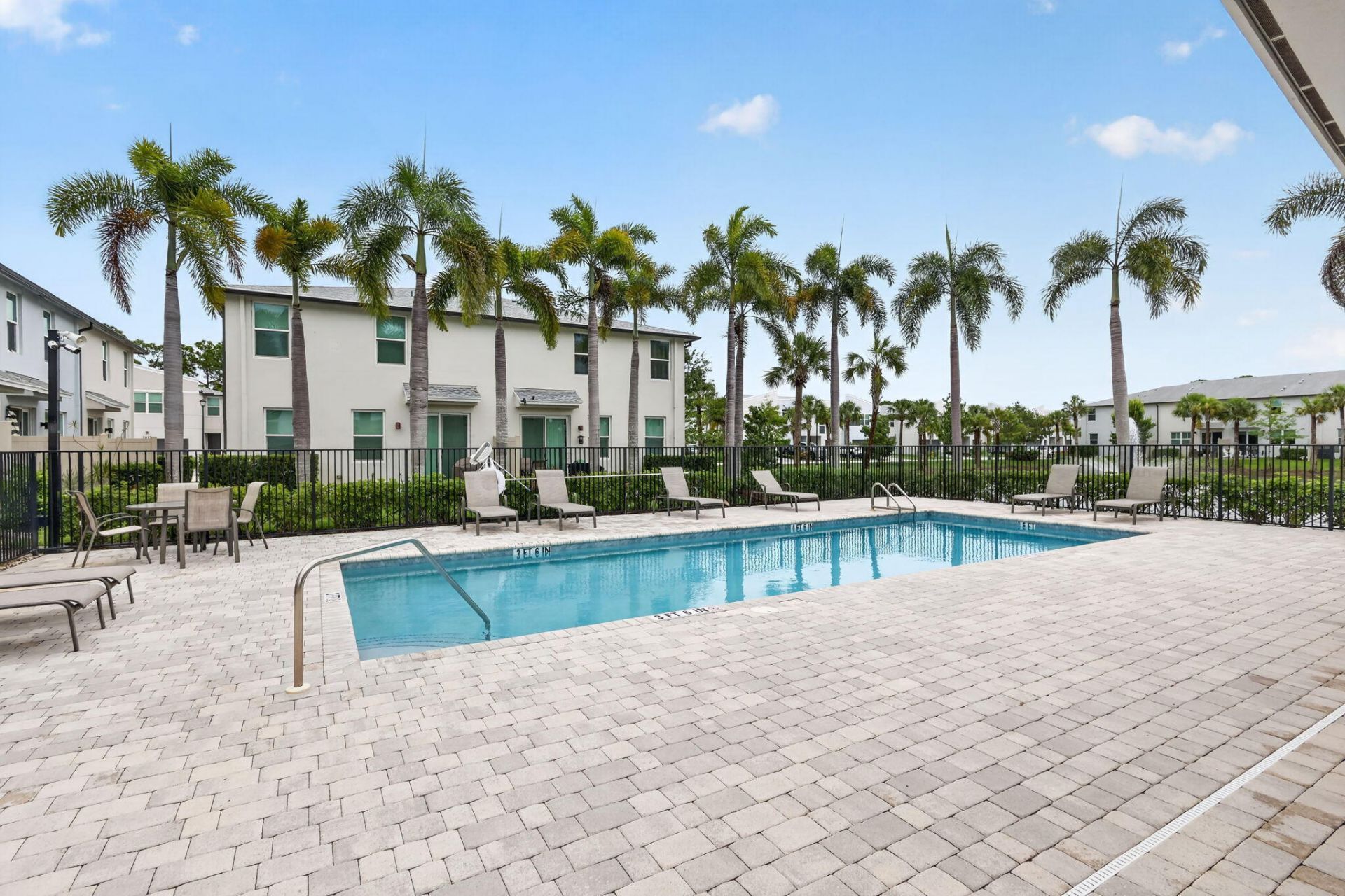 2410 SE Tarvest Way, Stuart, FL 34997 Photo