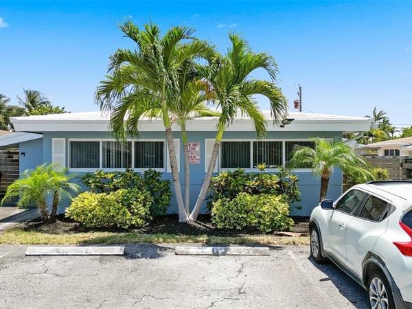 1712 NE 25th Street, Wilton Manors, FL 33305