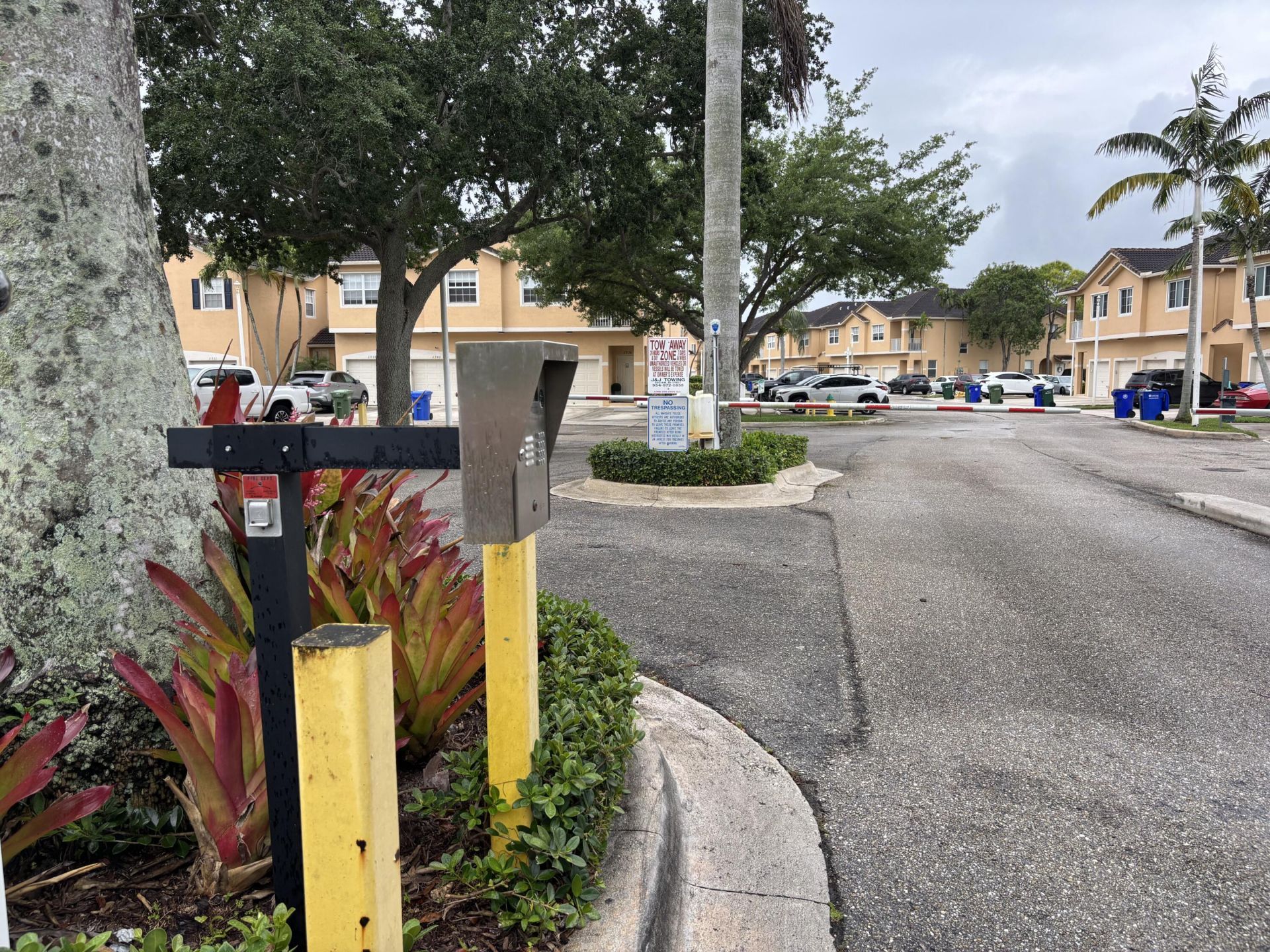 2941 Crestwood Terrace, Unit 7204, Margate, FL 33063 Photo