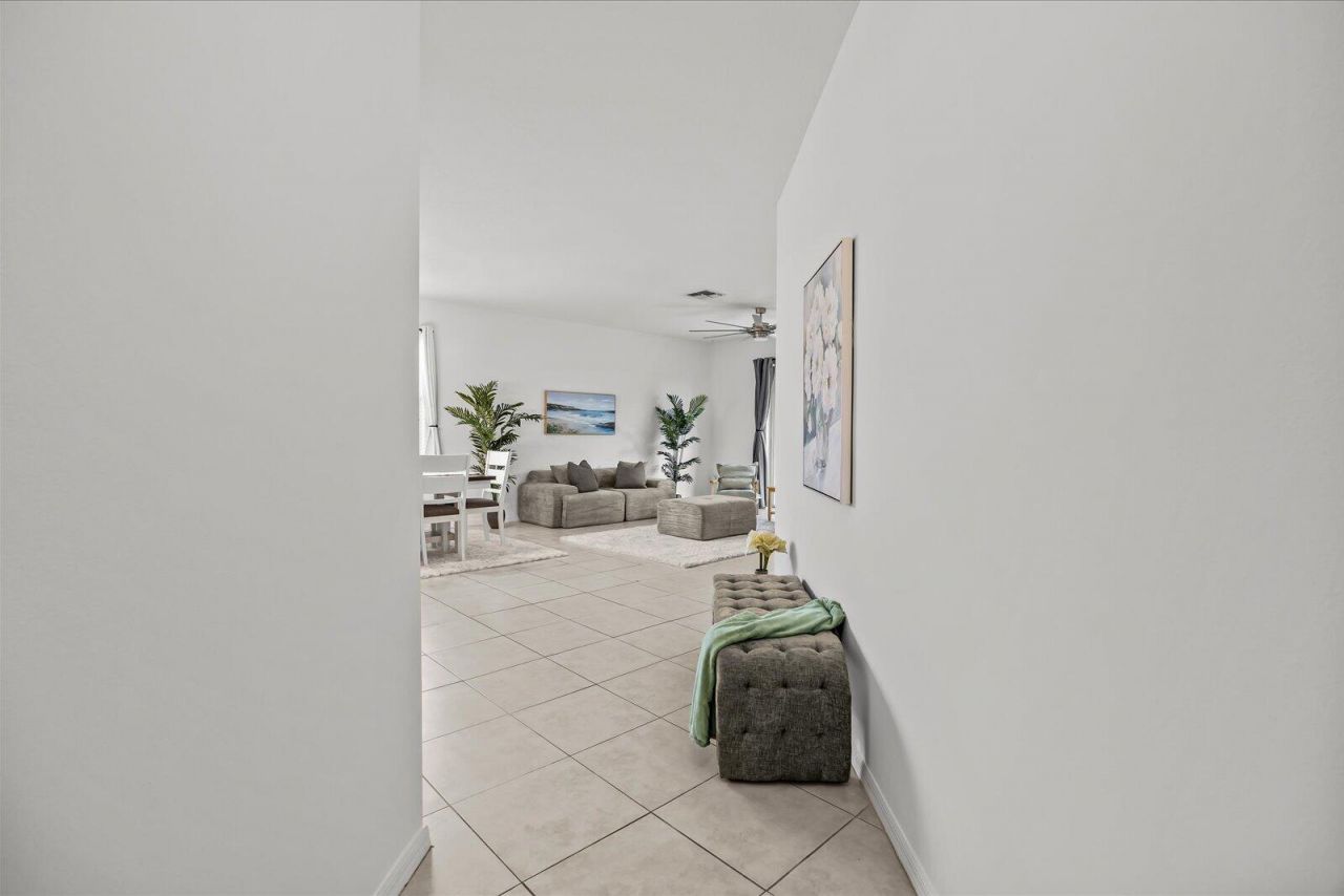 9558 SW Flowermound Circle, Port Saint Lucie, FL 34987 Photo