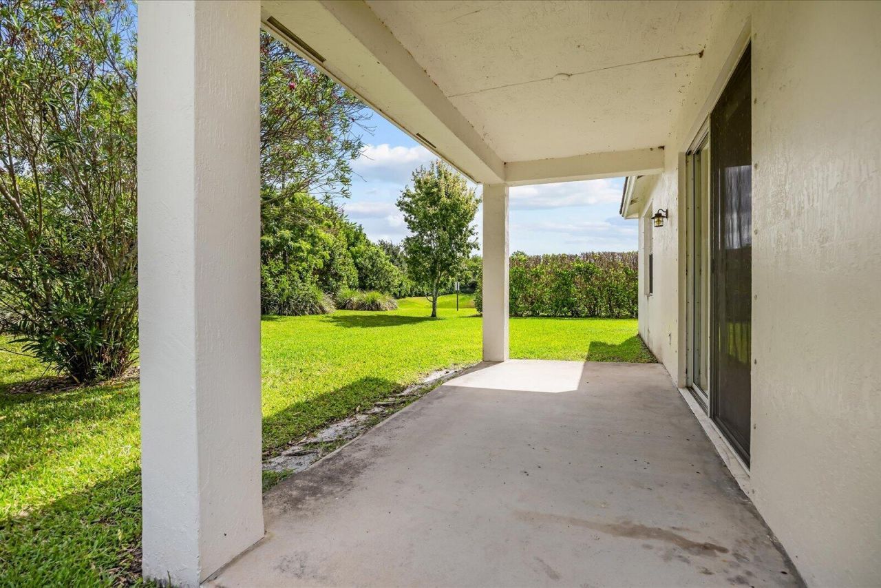 9558 SW Flowermound Circle, Port Saint Lucie, FL 34987 Photo