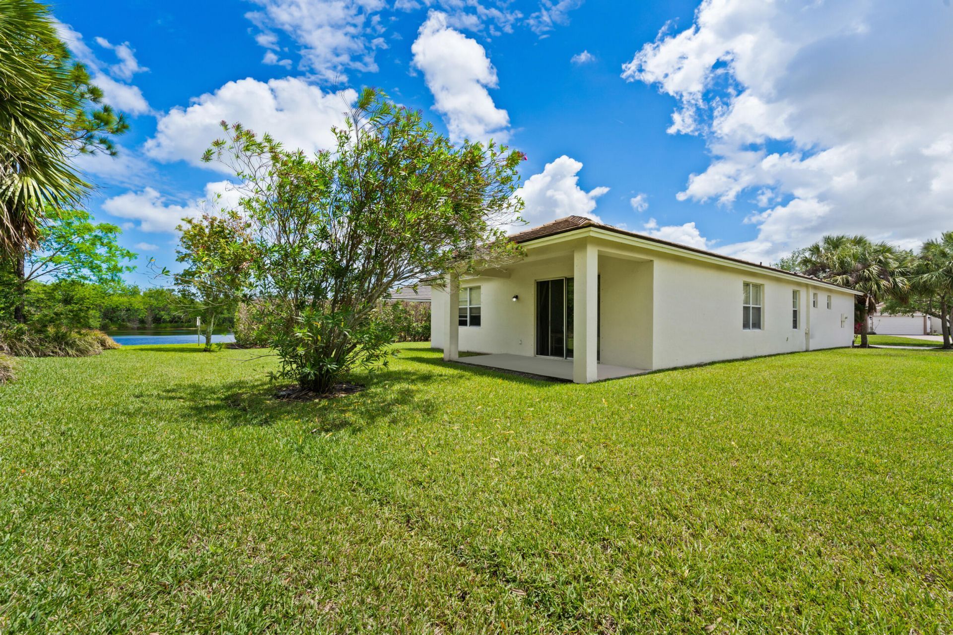 9558 SW Flowermound Circle, Port Saint Lucie, FL 34987 Photo