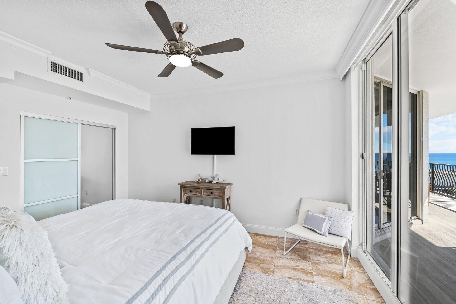 100 S Birch Road, Unit 1004, Fort Lauderdale, FL 33316 Photo