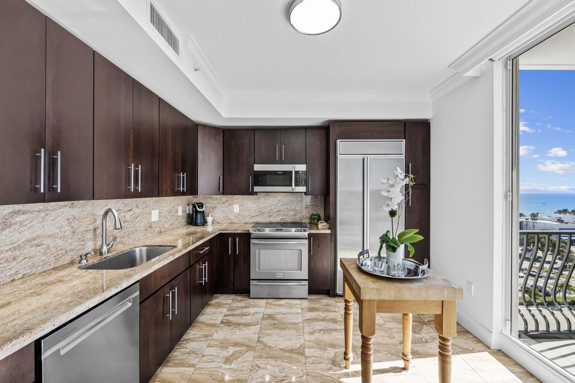 100 S Birch Road, Unit 1004, Fort Lauderdale, FL 33316 Photo