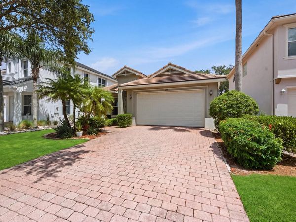 283 Mulberry Grove Road, West Palm Beach, FL 33411