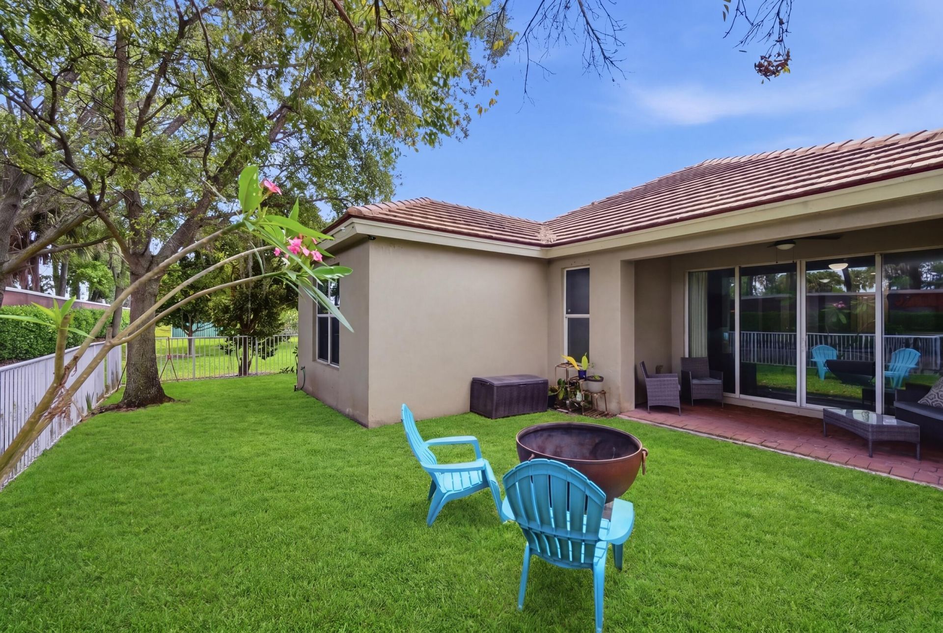 283 Mulberry Grove Road, West Palm Beach, FL 33411 Photo
