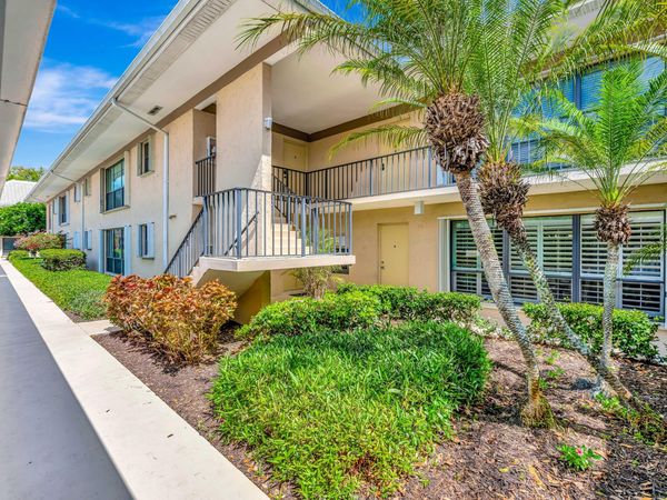 13 SE Turtle Creek Drive, Jupiter, FL 33469