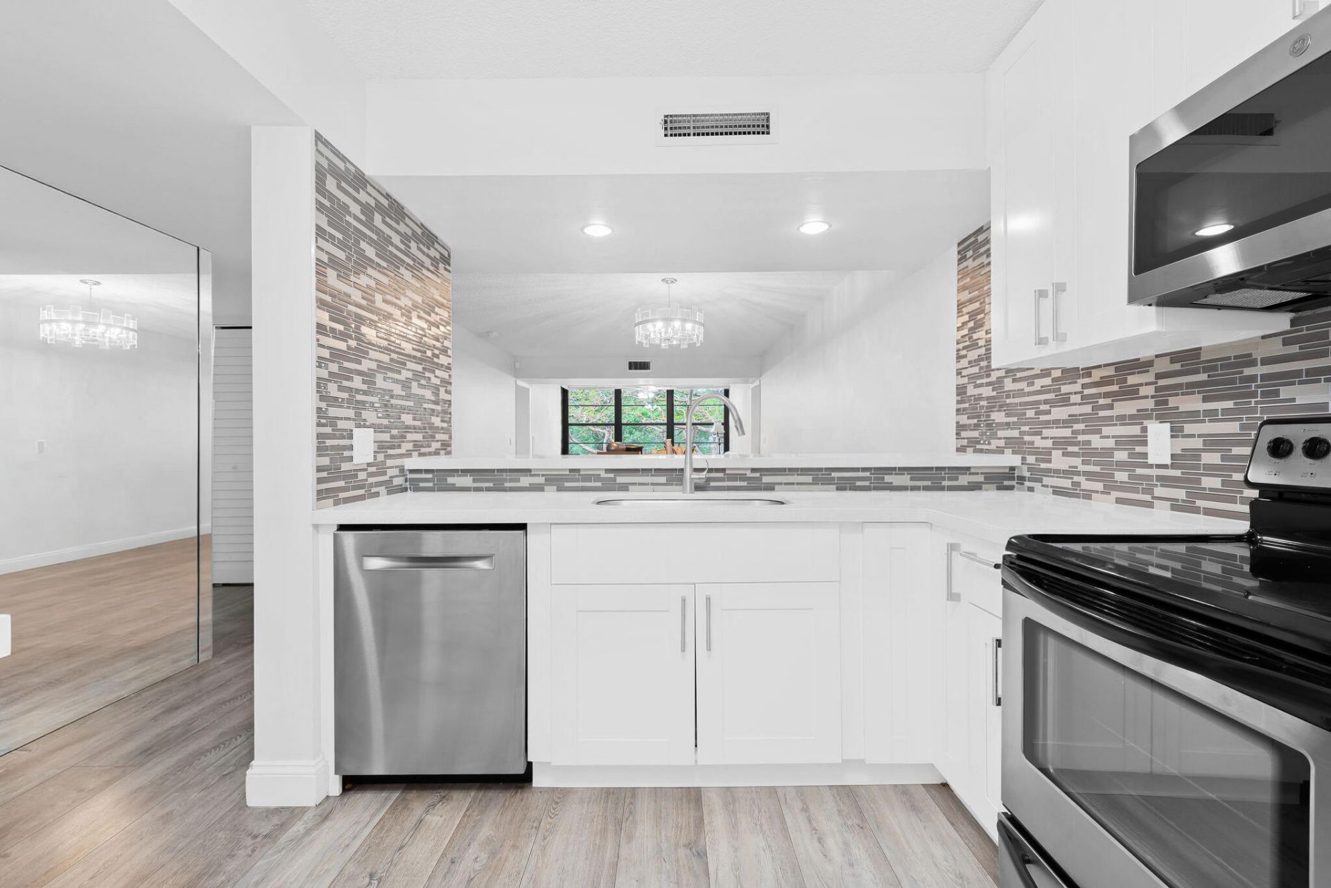 1709 Whitehall Drive, Unit 203, Davie, FL 33324 Photo
