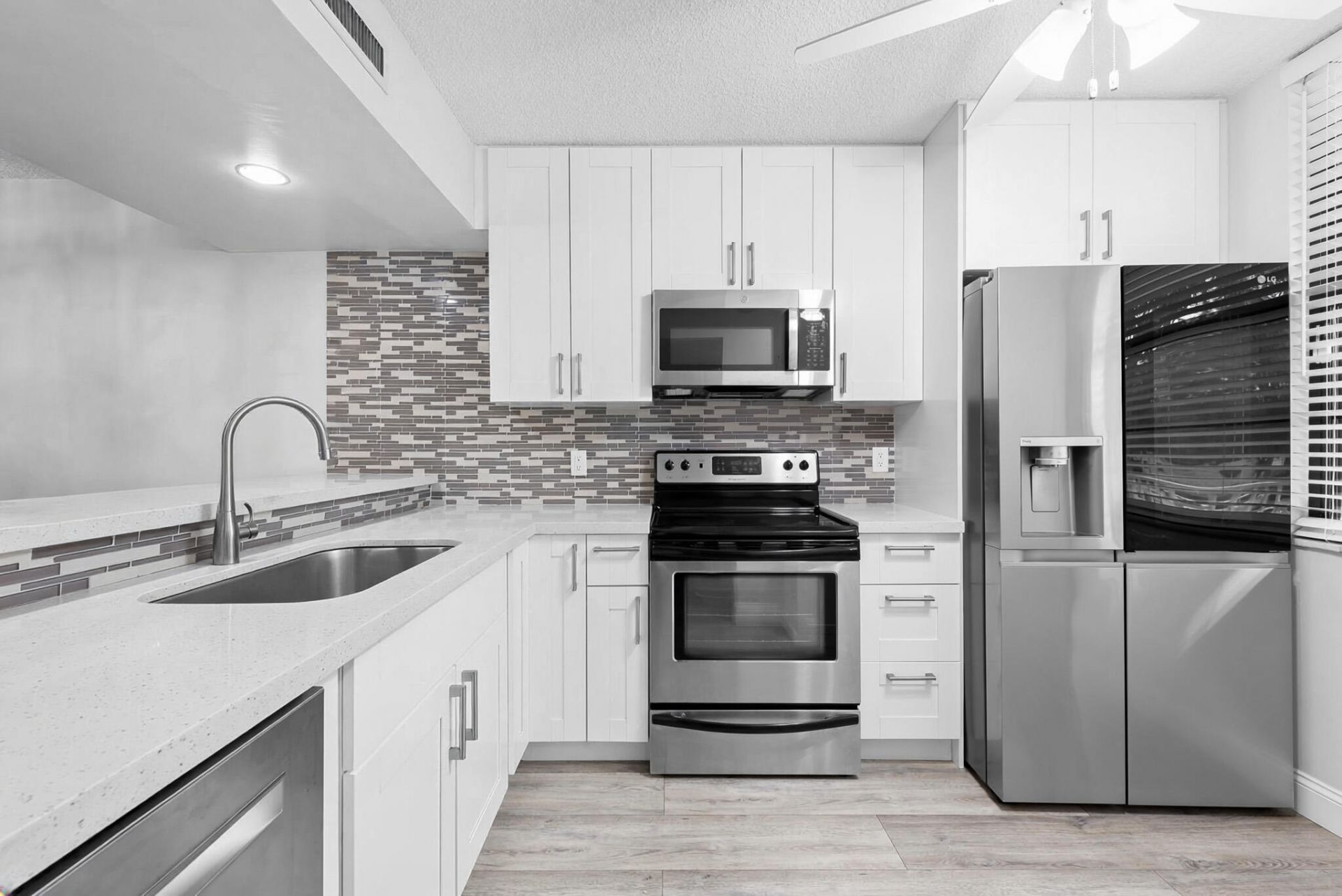 1709 Whitehall Drive, Unit 203, Davie, FL 33324 Photo