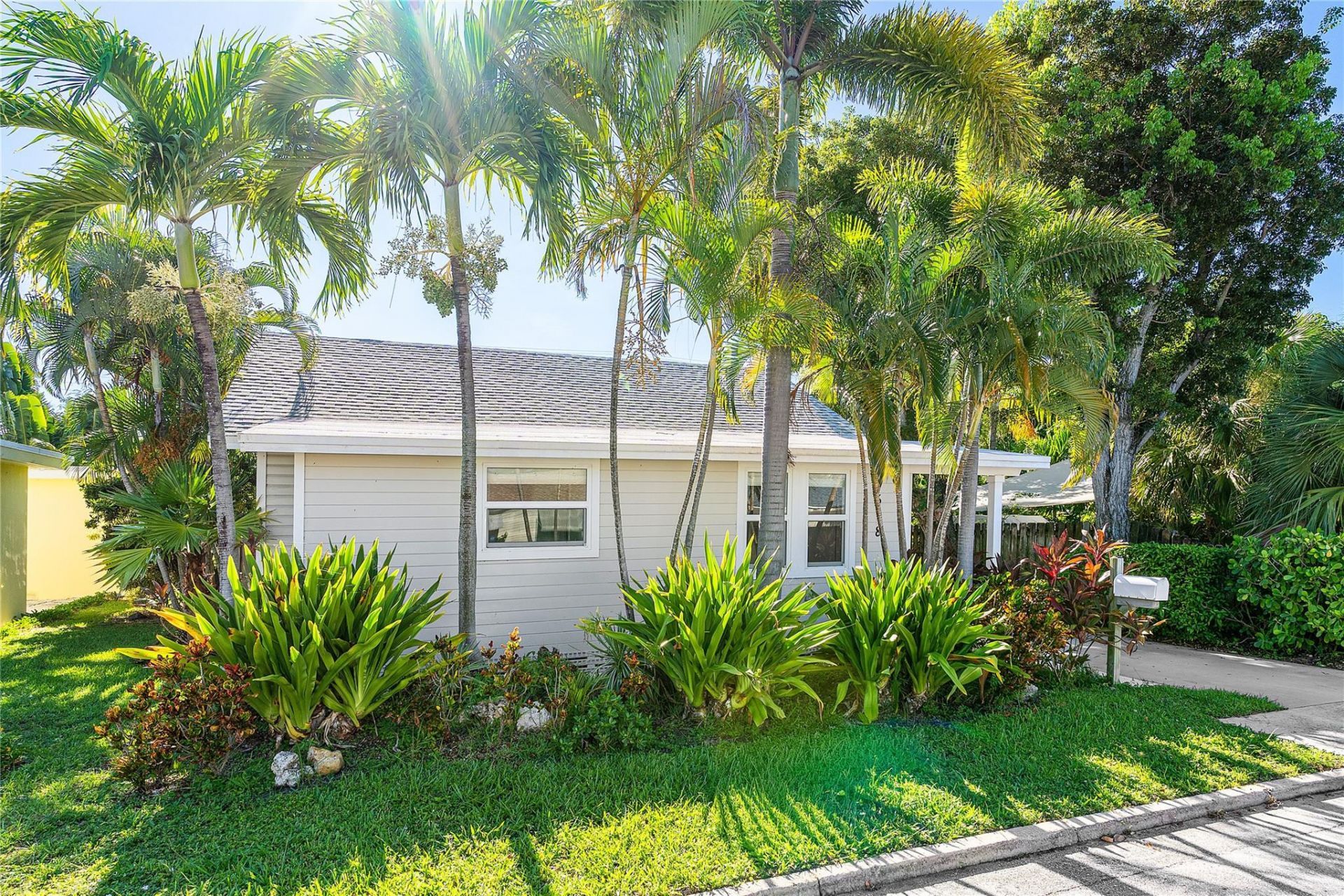 1518 N Ocean Breeze, Lake Worth Beach, FL 33460 Photo