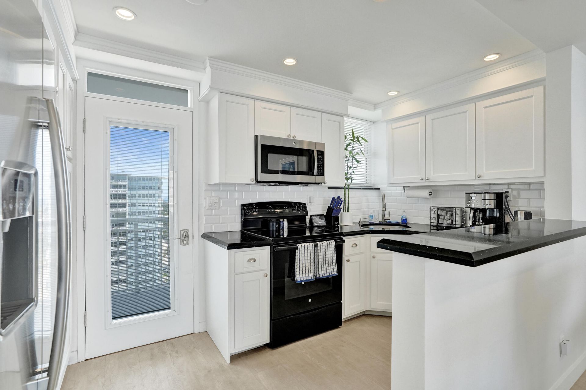 1920 S Ocean Drive, Unit 1504, Fort Lauderdale, FL 33316 Photo