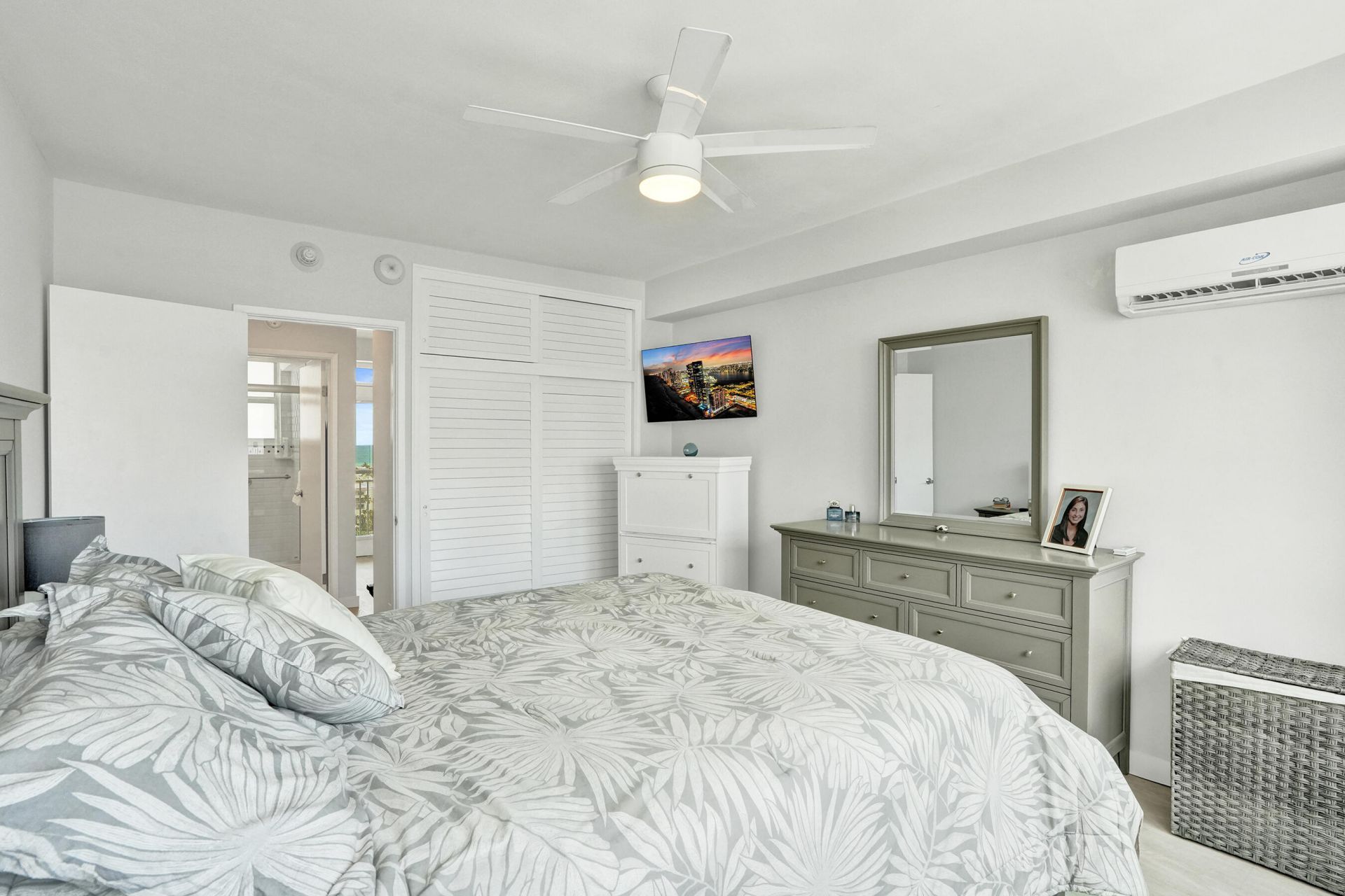 1920 S Ocean Drive, Unit 1504, Fort Lauderdale, FL 33316 Photo