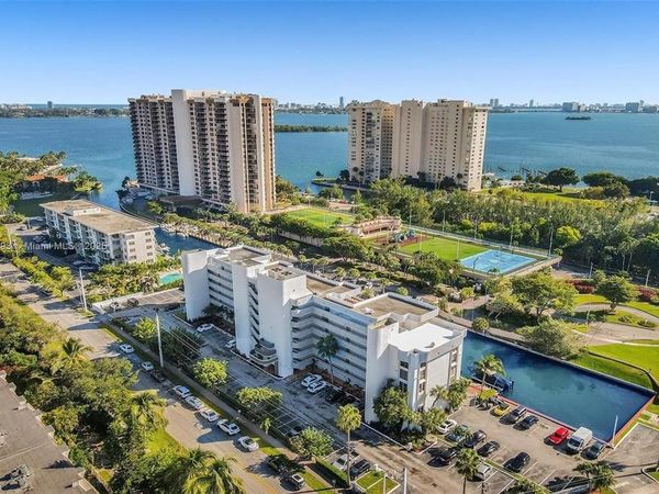 1650 NE 115th Street, Unit 208, Miami, FL 33181