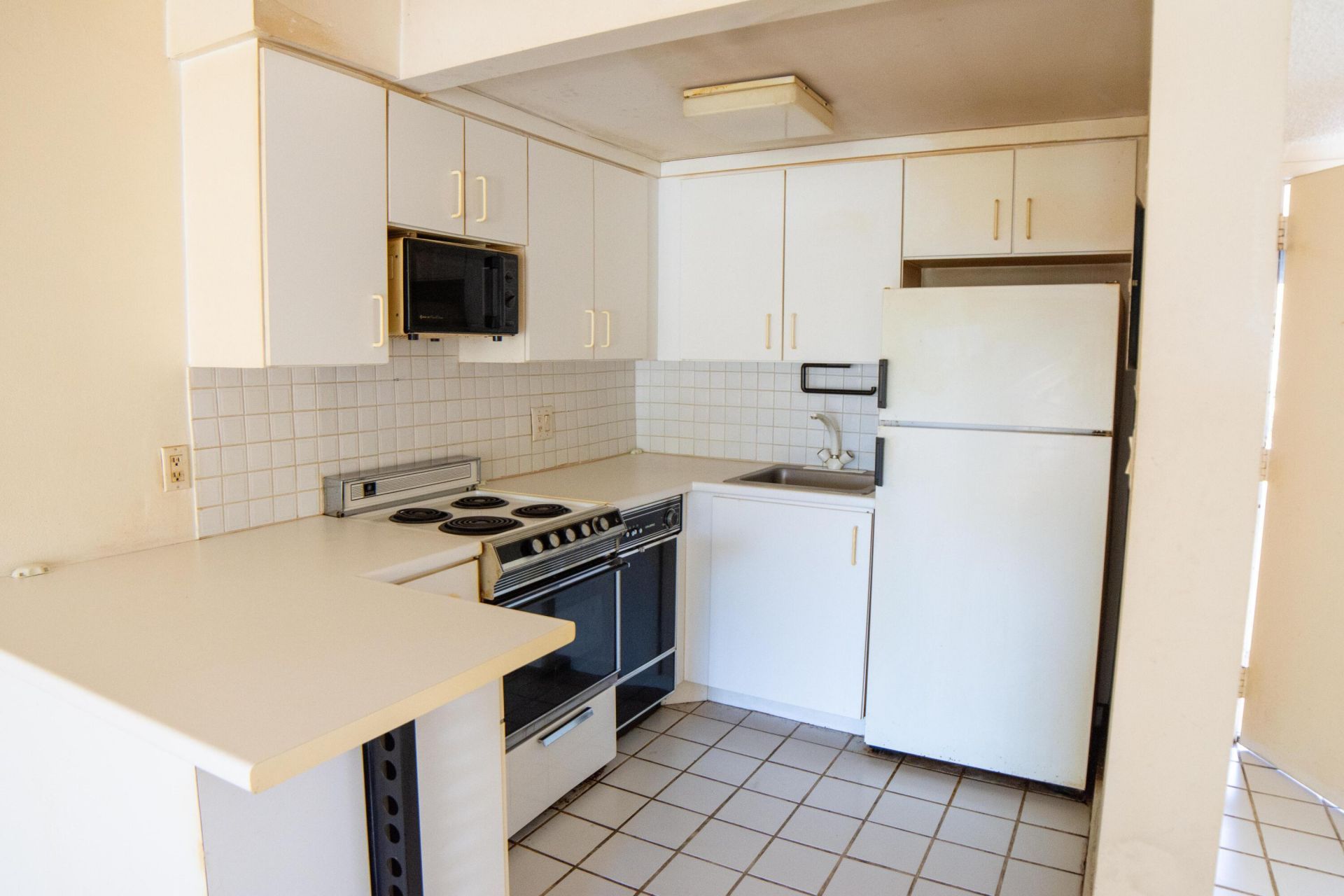 1650 NE 115th Street, Unit 208, Miami, FL 33181 Photo