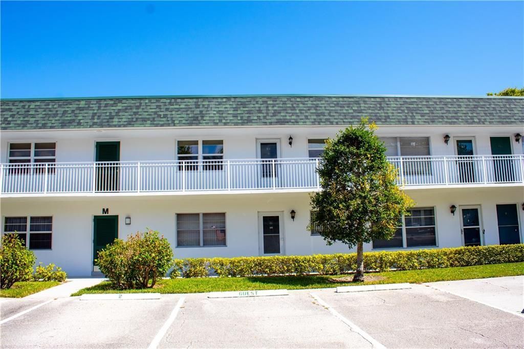 2800 Indian River Boulevard, Unit 8, Vero Beach, FL 32960 Photo
