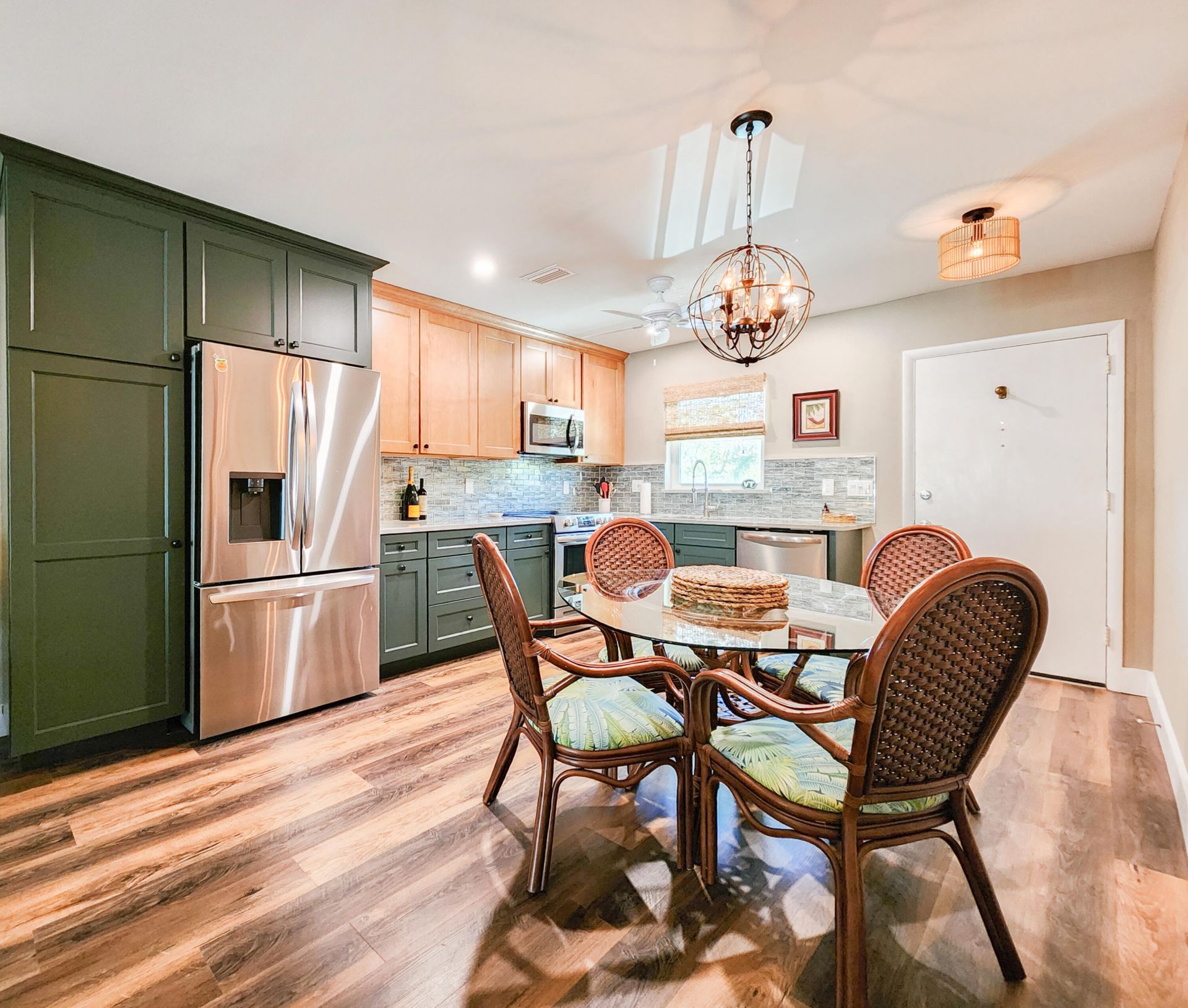 2800 Indian River Boulevard, Unit 8, Vero Beach, FL 32960 Photo