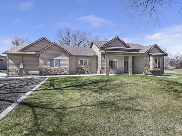 4485 Silver Creek Rd, Buhl, ID 83316