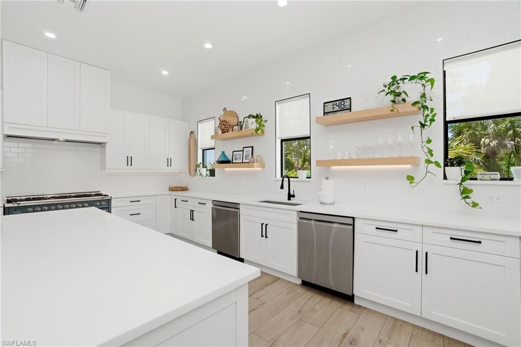 522 31st St Sw, Naples, FL 34117 Photo