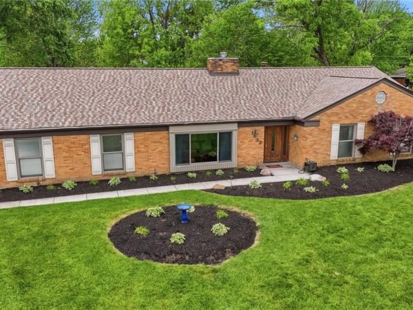 1832 Burgundy Lane, Washington TWP, OH 45459