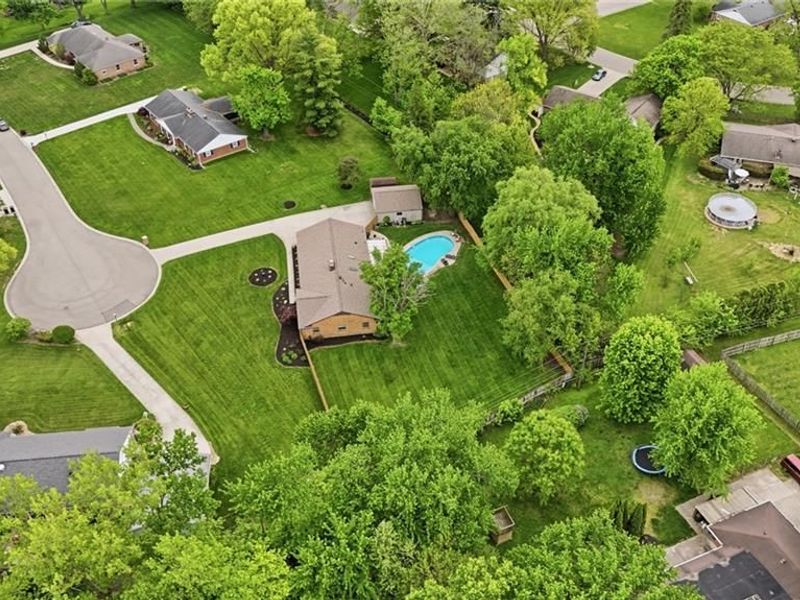 1832 Burgundy Lane, Washington Township, OH 45459 Photo 4