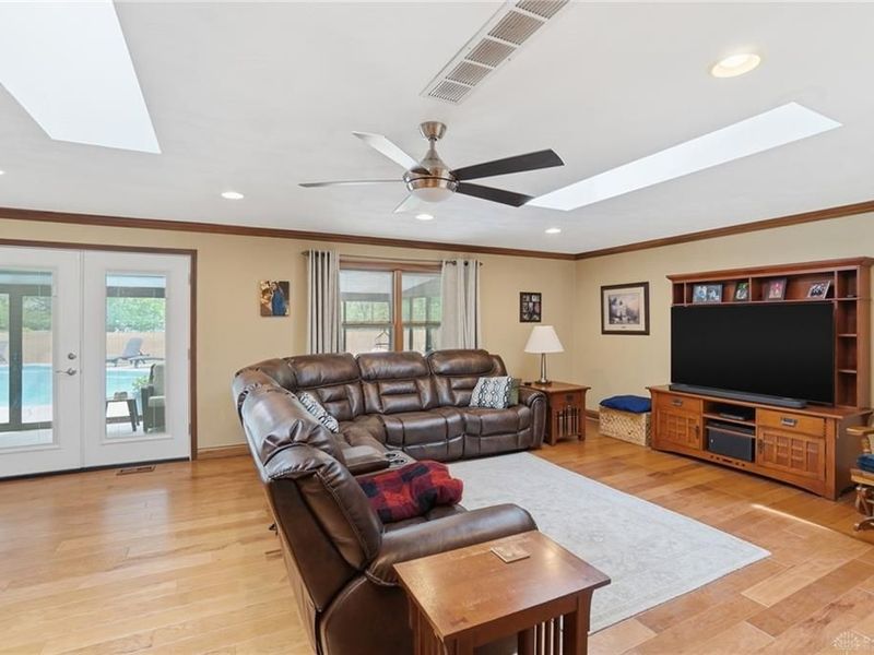 1832 Burgundy Lane, Washington Township, OH 45459 Photo 40