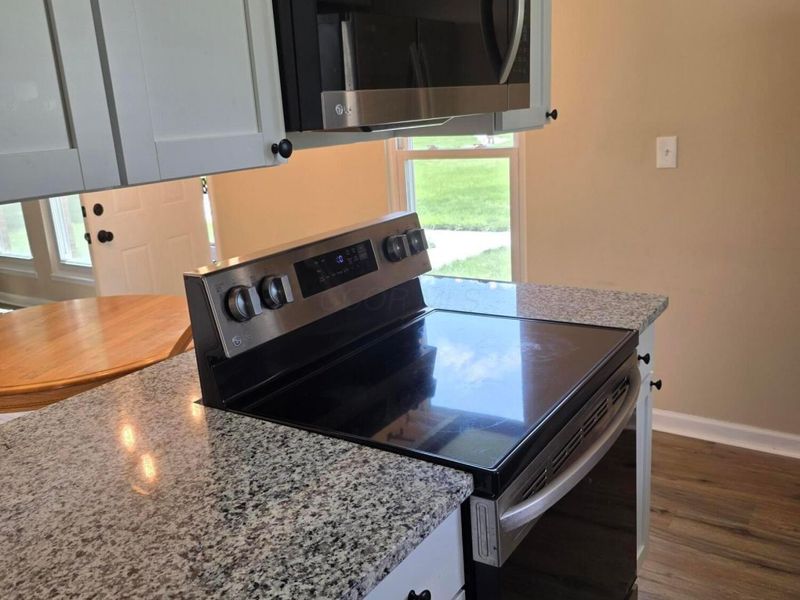 2451 Natchez Drive , Unit A, Columbus, OH 43209 Photo 10