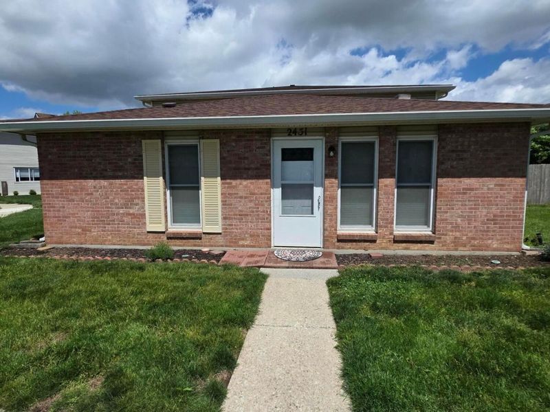 2451 Natchez Drive , Unit A, Columbus, OH 43209 Photo 2