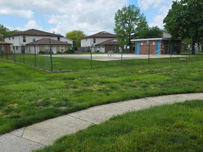 2451 Natchez Drive , Unit A, Columbus, OH 43209 Photo 35