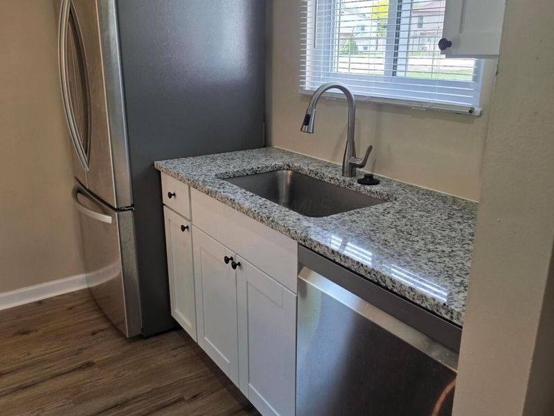 2451 Natchez Drive , Unit A, Columbus, OH 43209 Photo 9