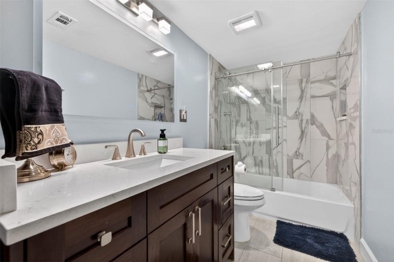 6537 Cape Hatteras Way Ne, Unit 1, Saint Petersburg, FL 33702 Photo