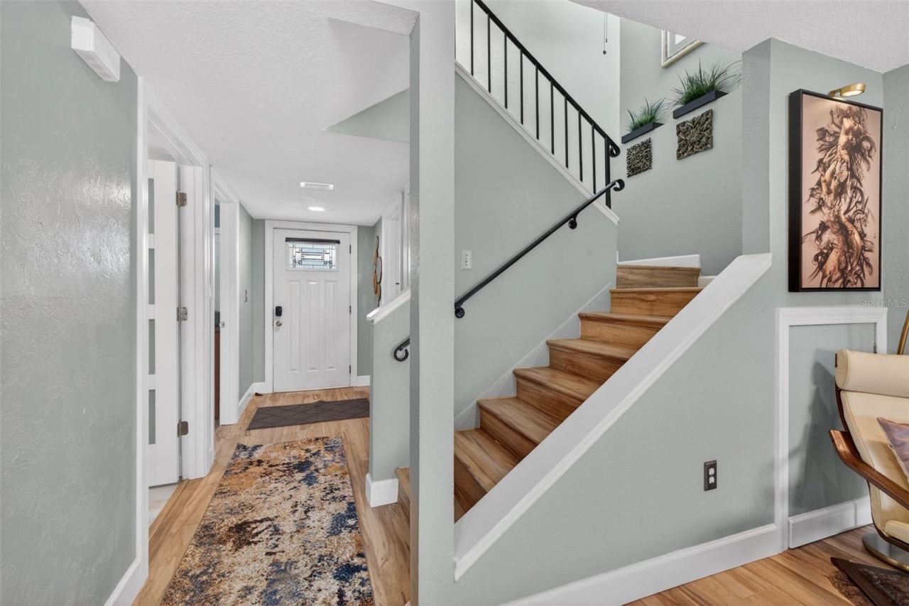 6537 Cape Hatteras Way Ne, Unit 1, Saint Petersburg, FL 33702 Photo