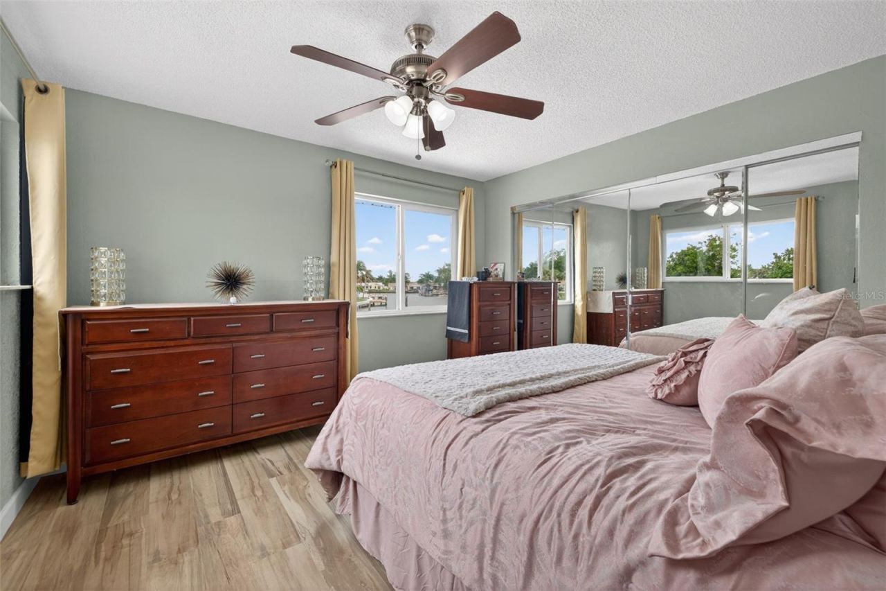 6537 Cape Hatteras Way Ne, Unit 1, Saint Petersburg, FL 33702 Photo