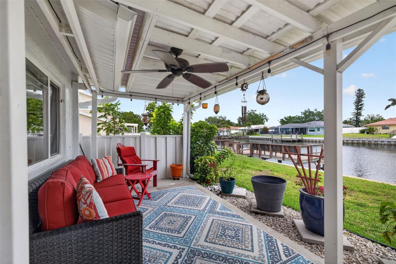 6537 Cape Hatteras Way Ne, Unit 1, Saint Petersburg, FL 33702 Photo