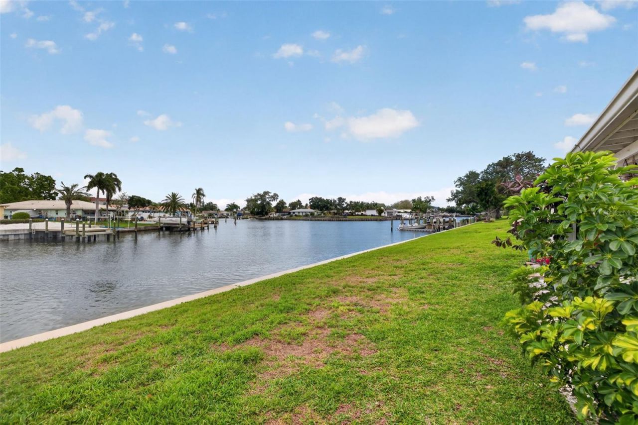 6537 Cape Hatteras Way Ne, Unit 1, Saint Petersburg, FL 33702 Photo