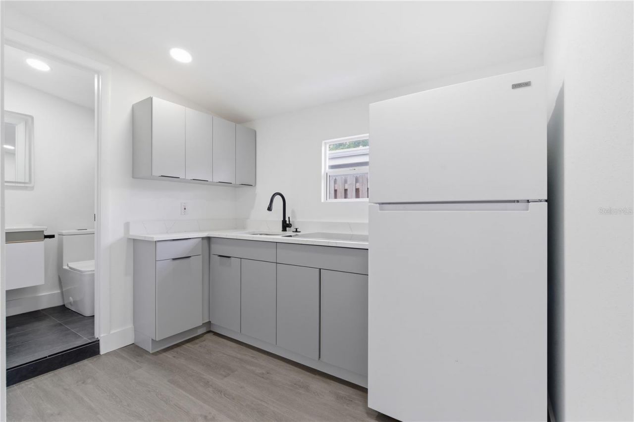 6713 S Mascotte Street , Tampa, FL 33616 Photo