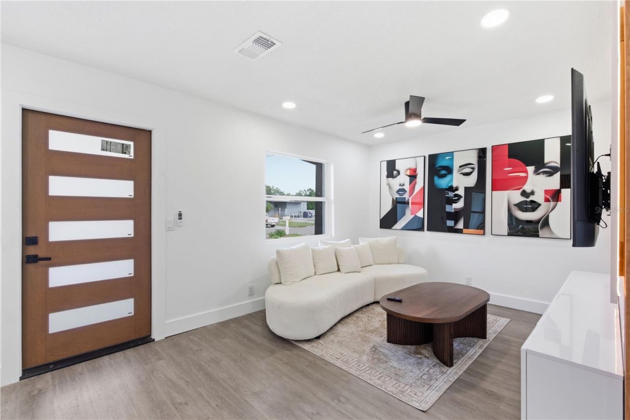 6713 S Mascotte Street , Tampa, FL 33616 Photo
