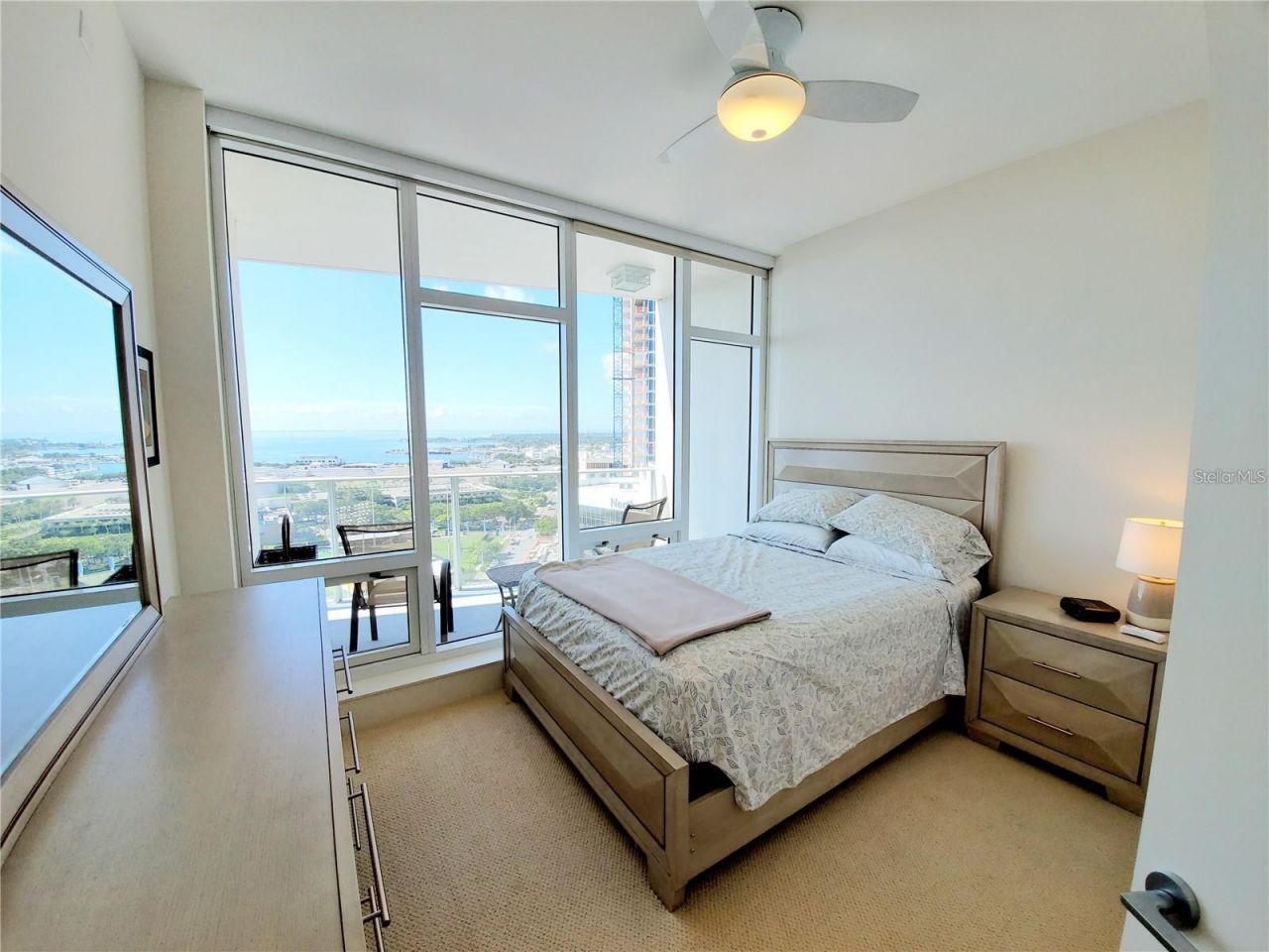 175 1st Street S, Unit 2006, Saint Petersburg, FL 33701 Photo