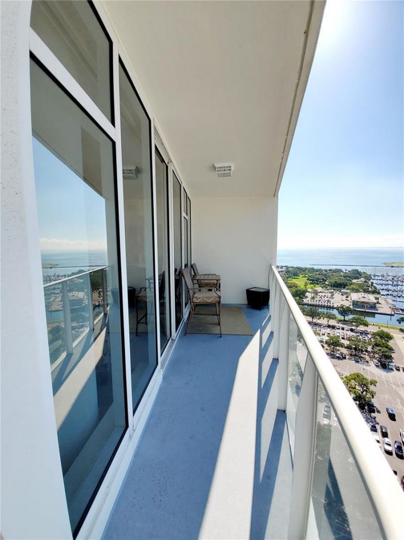 175 1st Street S, Unit 2006, Saint Petersburg, FL 33701 Photo