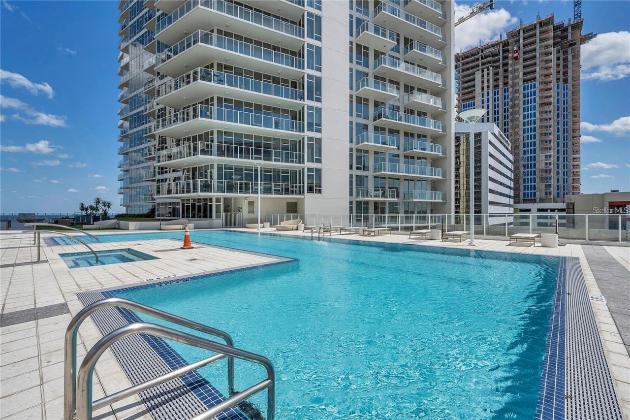 175 1st Street S, Unit 2006, Saint Petersburg, FL 33701 Photo
