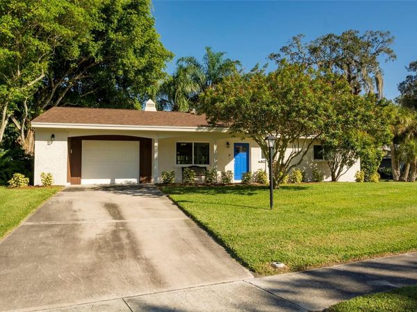 3005 CHASE CIRCLE , SARASOTA, FL 34231